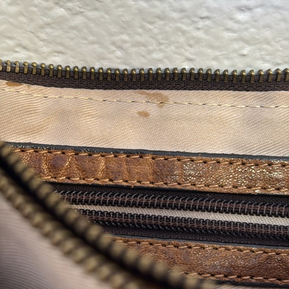 Vintage Brown Shoulder Bag with Chain Strap - Picture 7 of 11